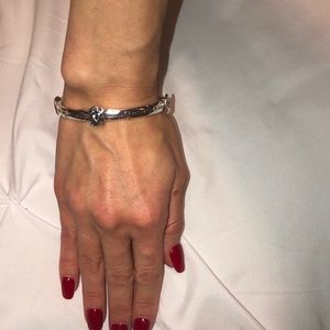 NWT - Follow the Footprints religious bracelet